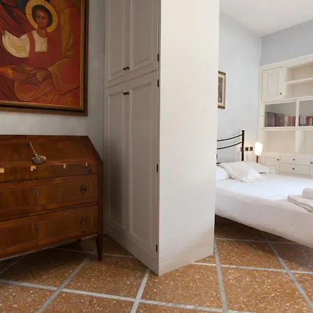 Francesca E Anita Рим